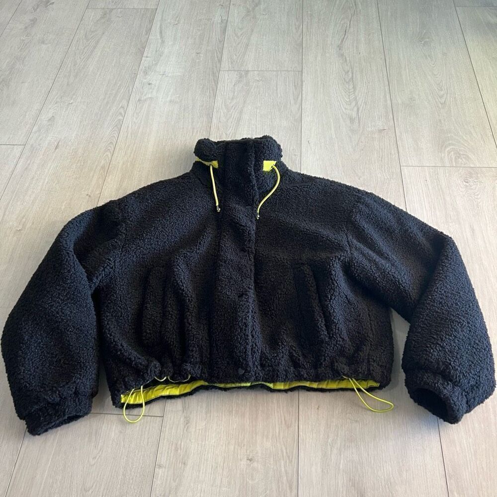 ВР. Neon Faux Shearling Bomber Jacket In Black size xs